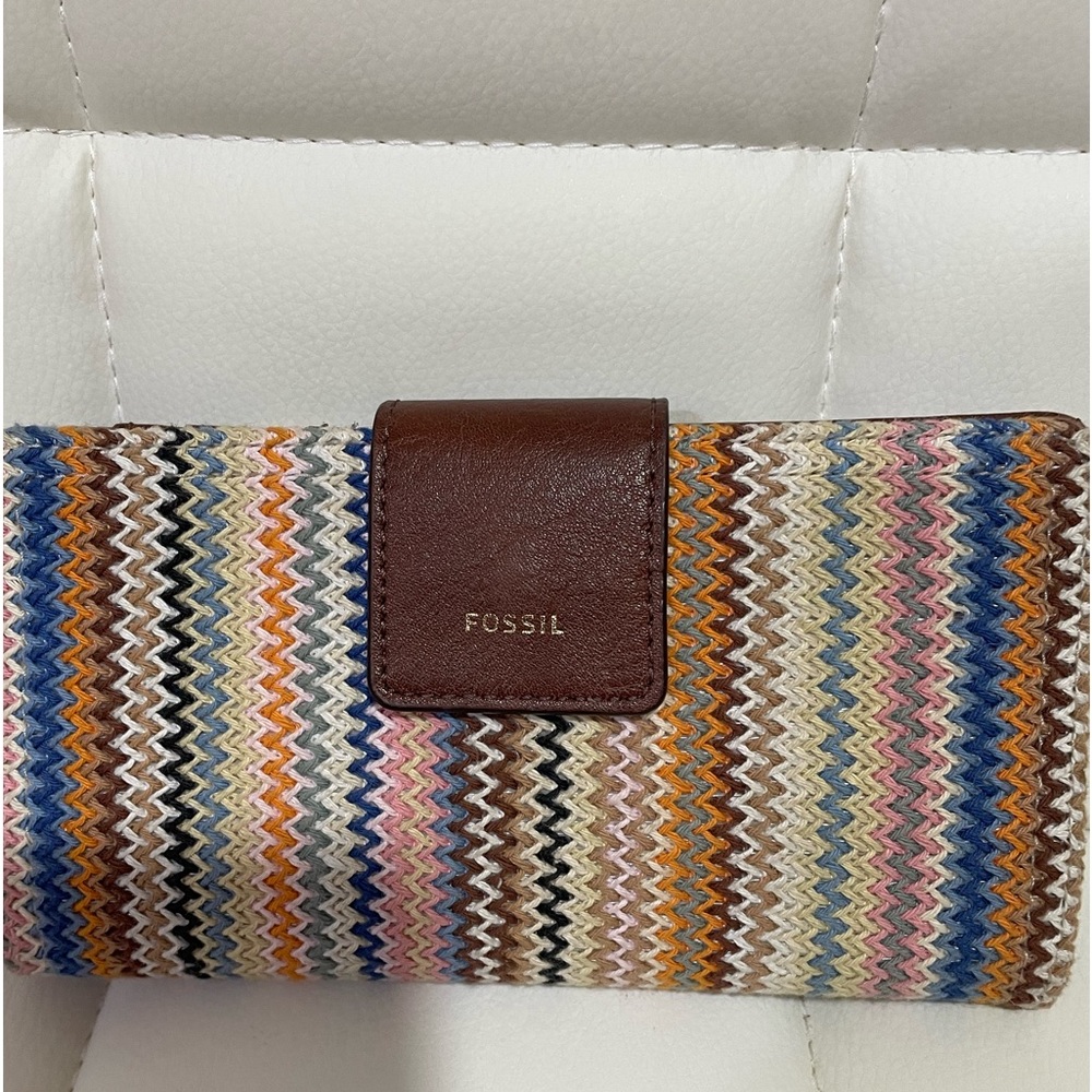 Fossil Multicolor Zigzag Wallet